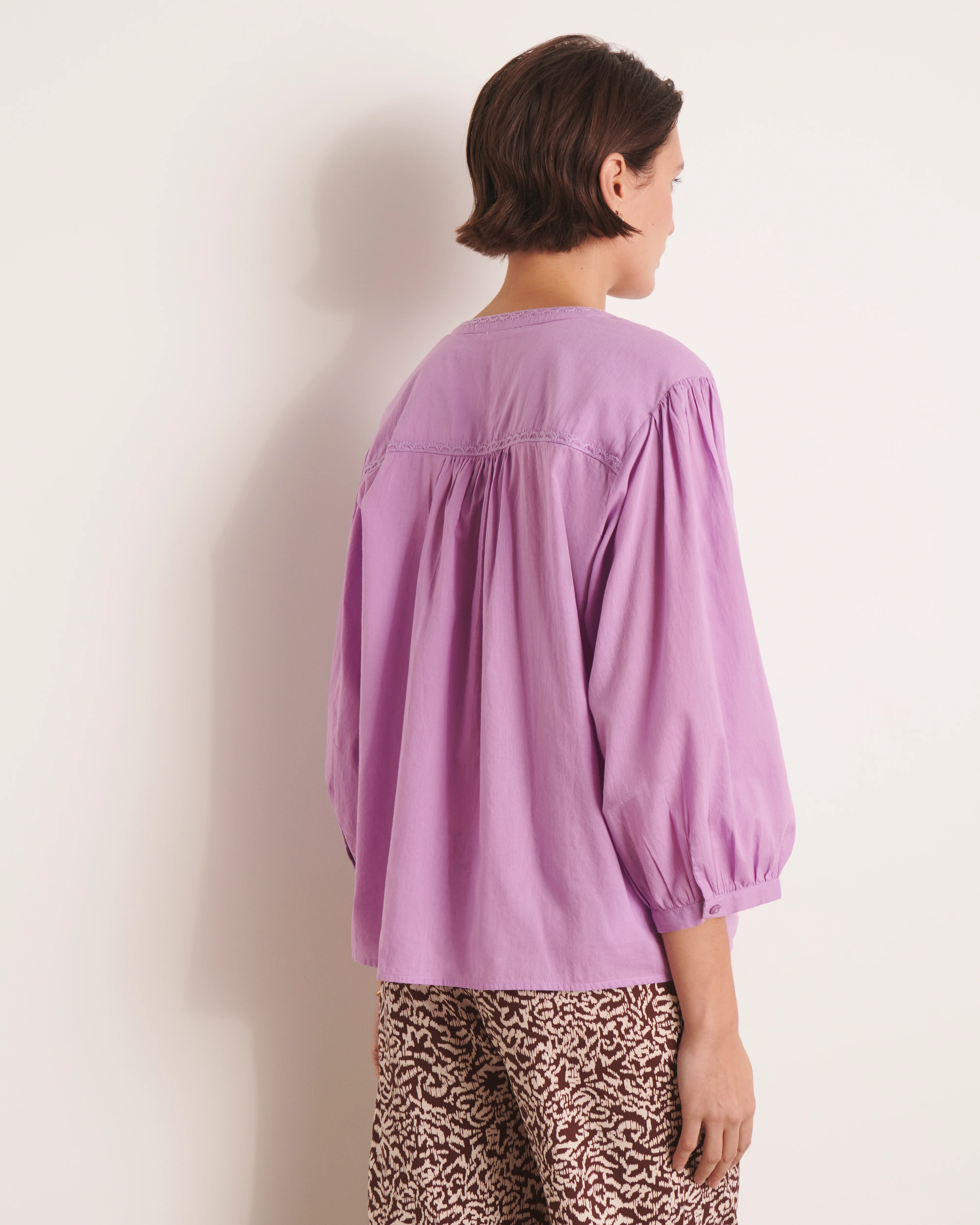 Blouse brodée violet CARREIRA/13079/351 - Image 9