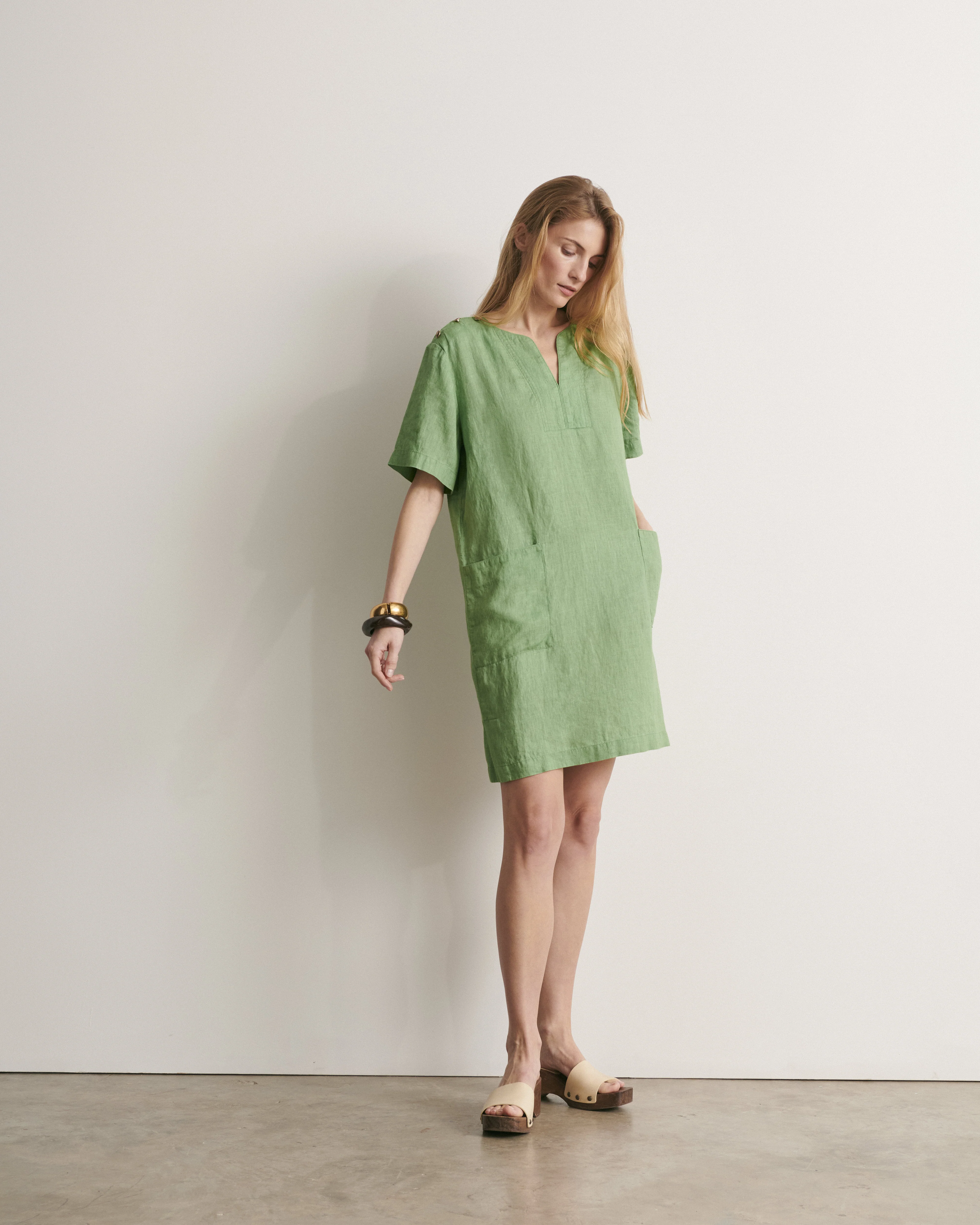 Robe droite encolure V ROSIER/11115/186