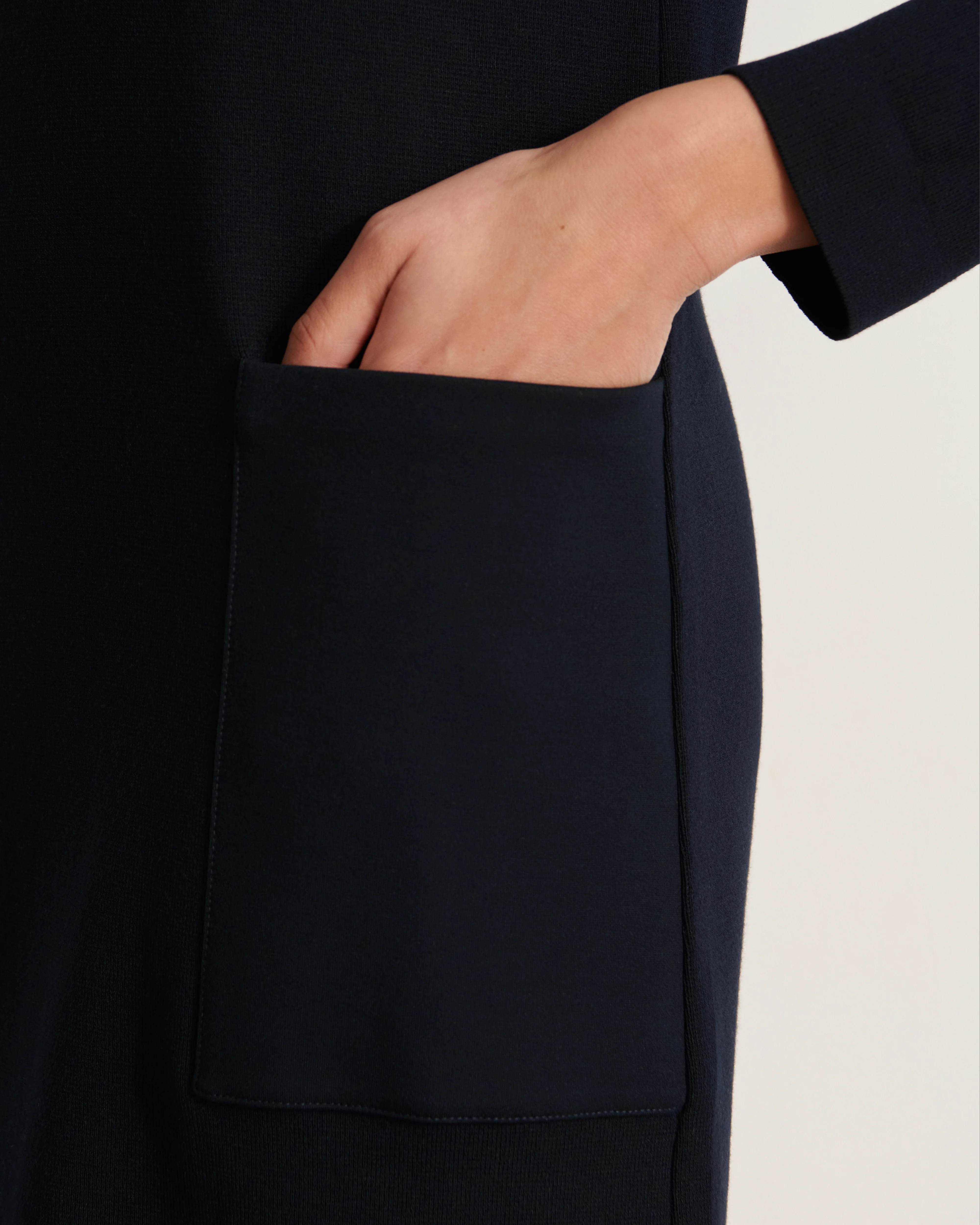 Robe en maille encolure V OBSCURE/11085/886 - Image 3