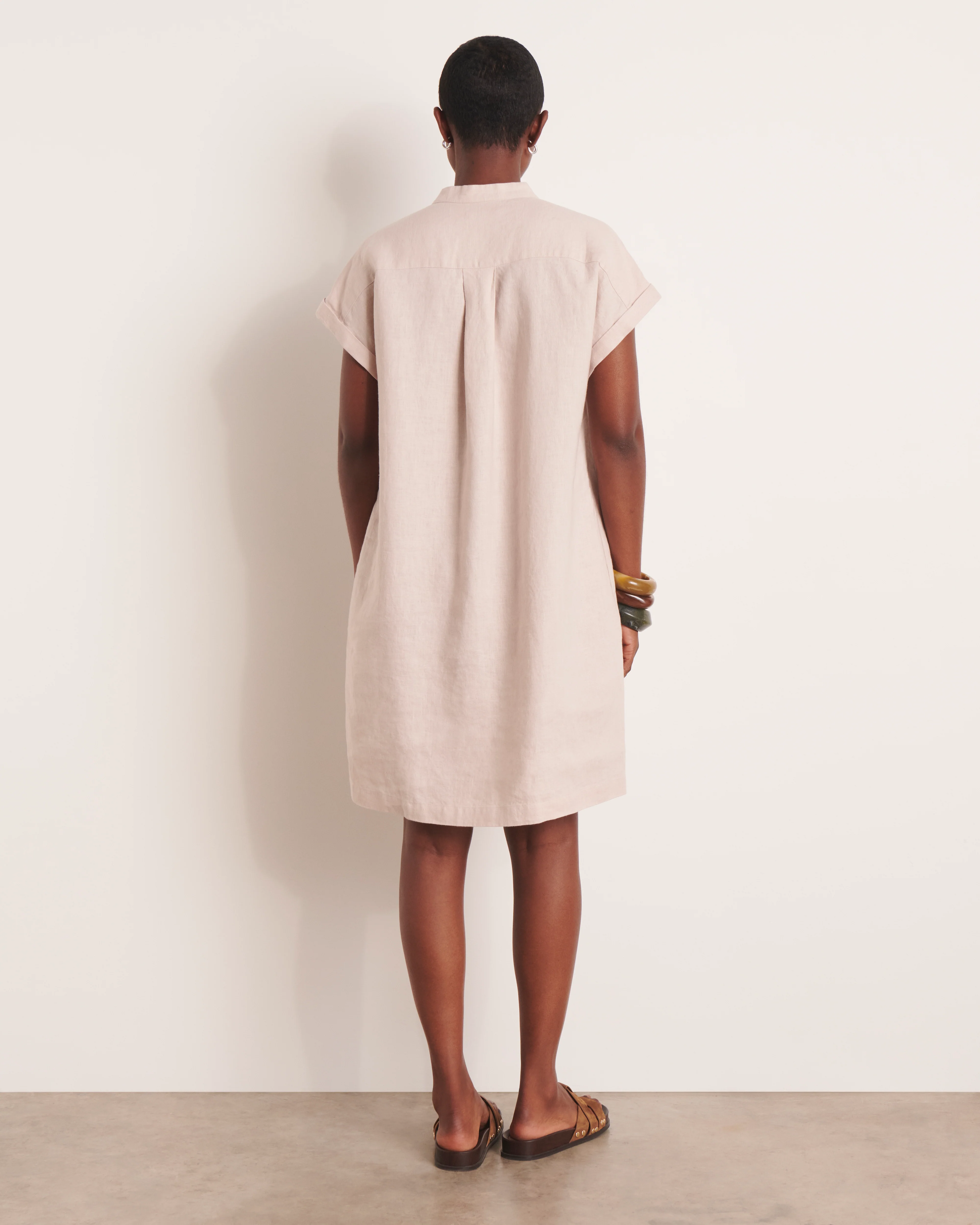 Robe beige encolure V ROSNY/13125/006 - Image 3